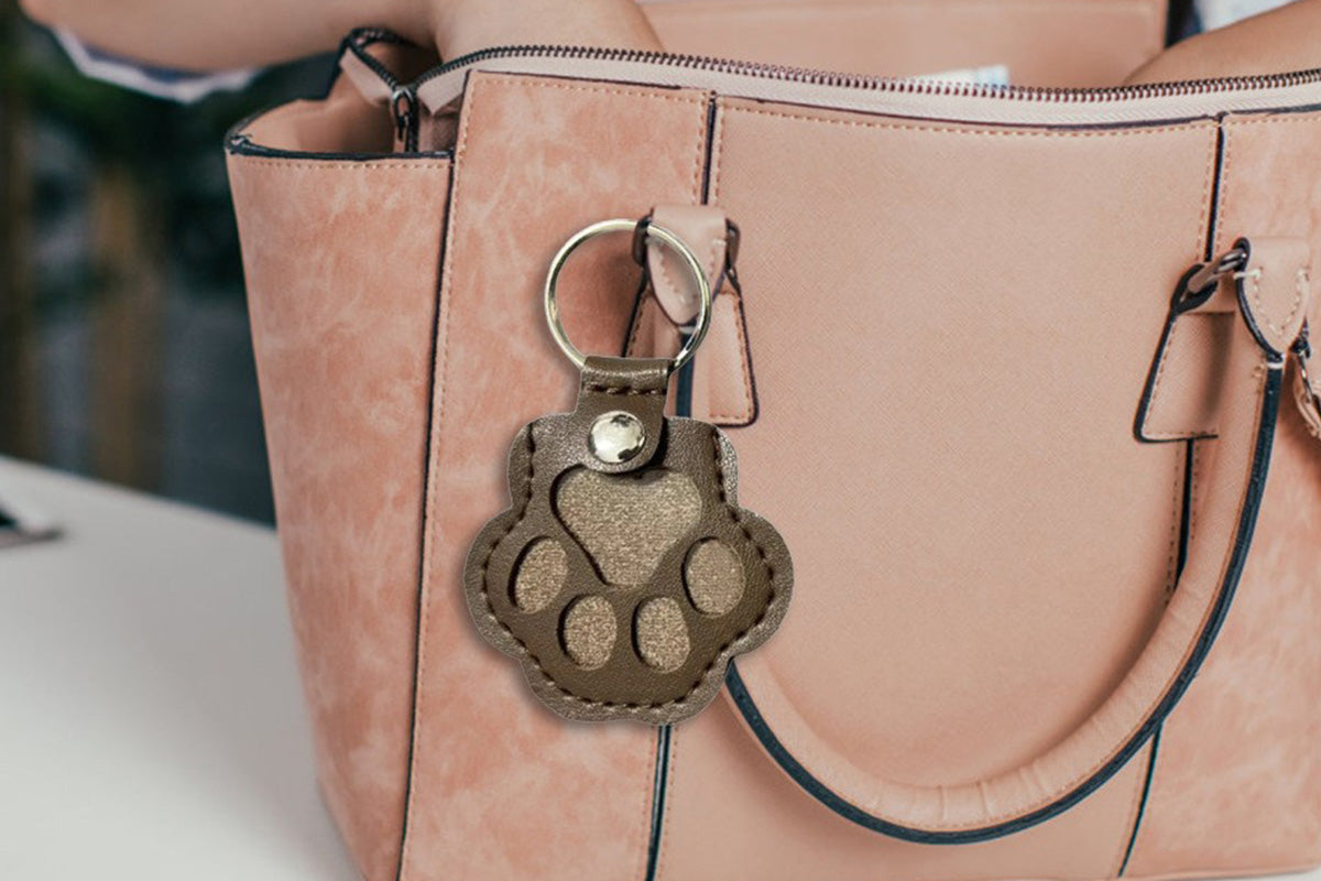 4Pcs Pet Paw Shaped Key Chain Pet Fur Key Chain Pet Memorial Gift Key Ring-Brown