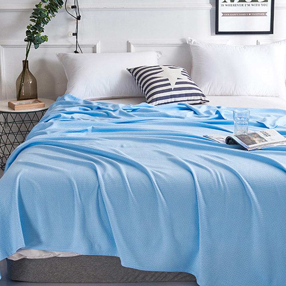 Breathable Summer Blanket Waffle Throw Blanket Air Conditioning Blanket Light Blue
