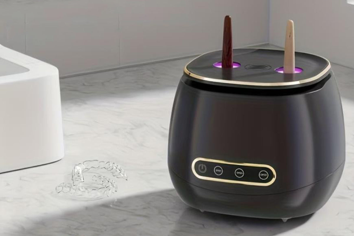 Ultrasonic Retainer Cleaner with UVC Cleaning - Black