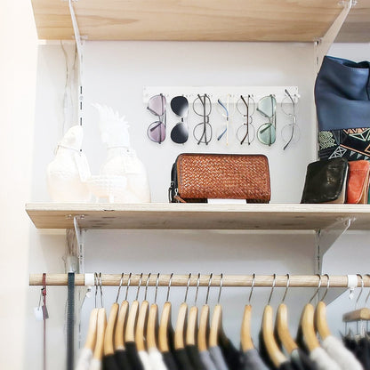 2 Pcs Eyeglasses Storage Rack Punch-free Wall Mounted Acrylic Sunglasses Holder Display Stand Transparent