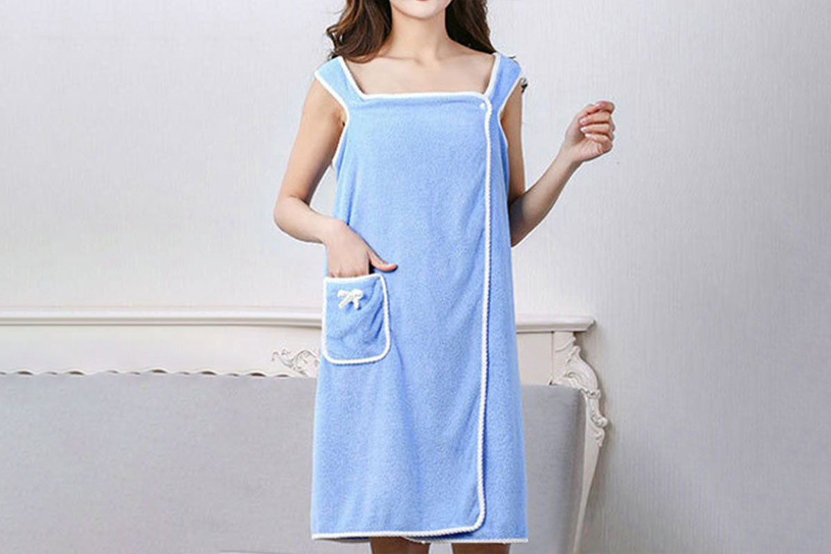 Coral Fleece Bath Towel Wearable Wrap Absorb Bathrobe With Pocket-Sky Blue