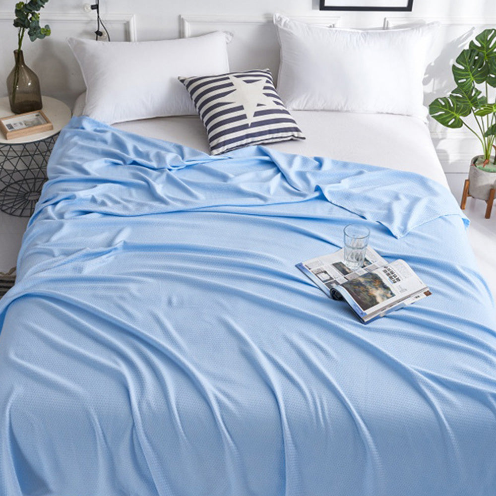 Breathable Summer Blanket Waffle Throw Blanket Air Conditioning Blanket Light Blue