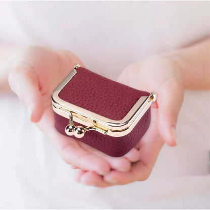 Mini Genuine Leather Jewelry Box Portable Vintage-Inspired Jewelry Case with Kiss Lock for Earring Ring Pink Wine Red