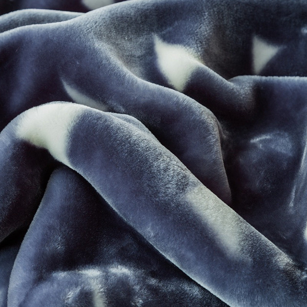 Soft Queen Size Blanket Double-Sided Winter Warm Quilt Throw Blanket Style 2