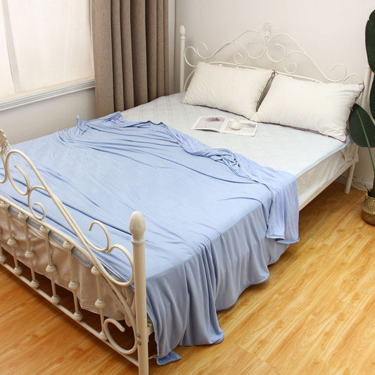 Summer Cooling Blanket with Single Sided Cold Effect Suitable for Hot Sleeper and Night Sweat 180 x 200cm-Blue