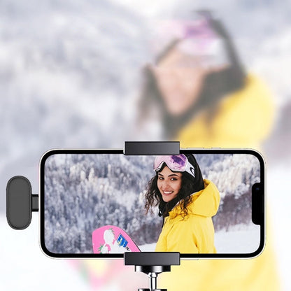 2.4G Wireless Lavalier Microphone Plug and Play Mic for Android iPhone iPad Vlog Live Stream Black