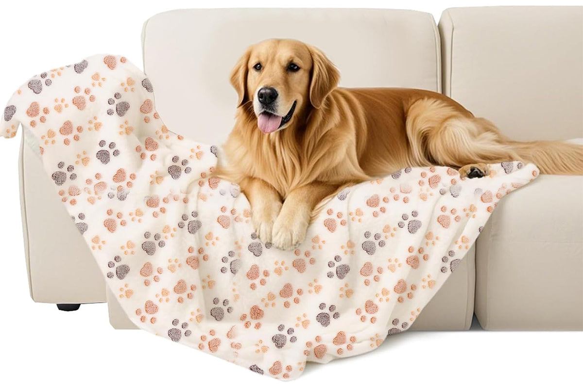 107x75cm Fluffy Fleece Dog Blanket Mat Paw Print Puppy Kitten Throw Blanket -White