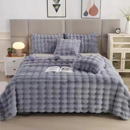 Soft Faux Fur Throw Blanket Decorative Cozy Blanket Reversible Puffy Winter Warm Blanket Light Gray