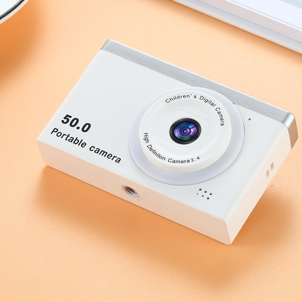 8X Zoom Digital Camera Point And Shoot Camera with 32GB Memory Card for Students White