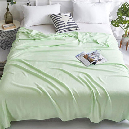 Breathable Summer Blanket Waffle Throw Blanket Air Conditioning Blanket Light Green