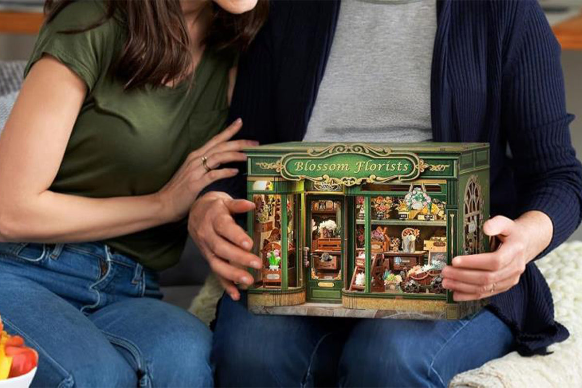 DIY Miniature House Kit Tiny House Kit for Adults to Build for Family Friends-?Flower?Cottage
