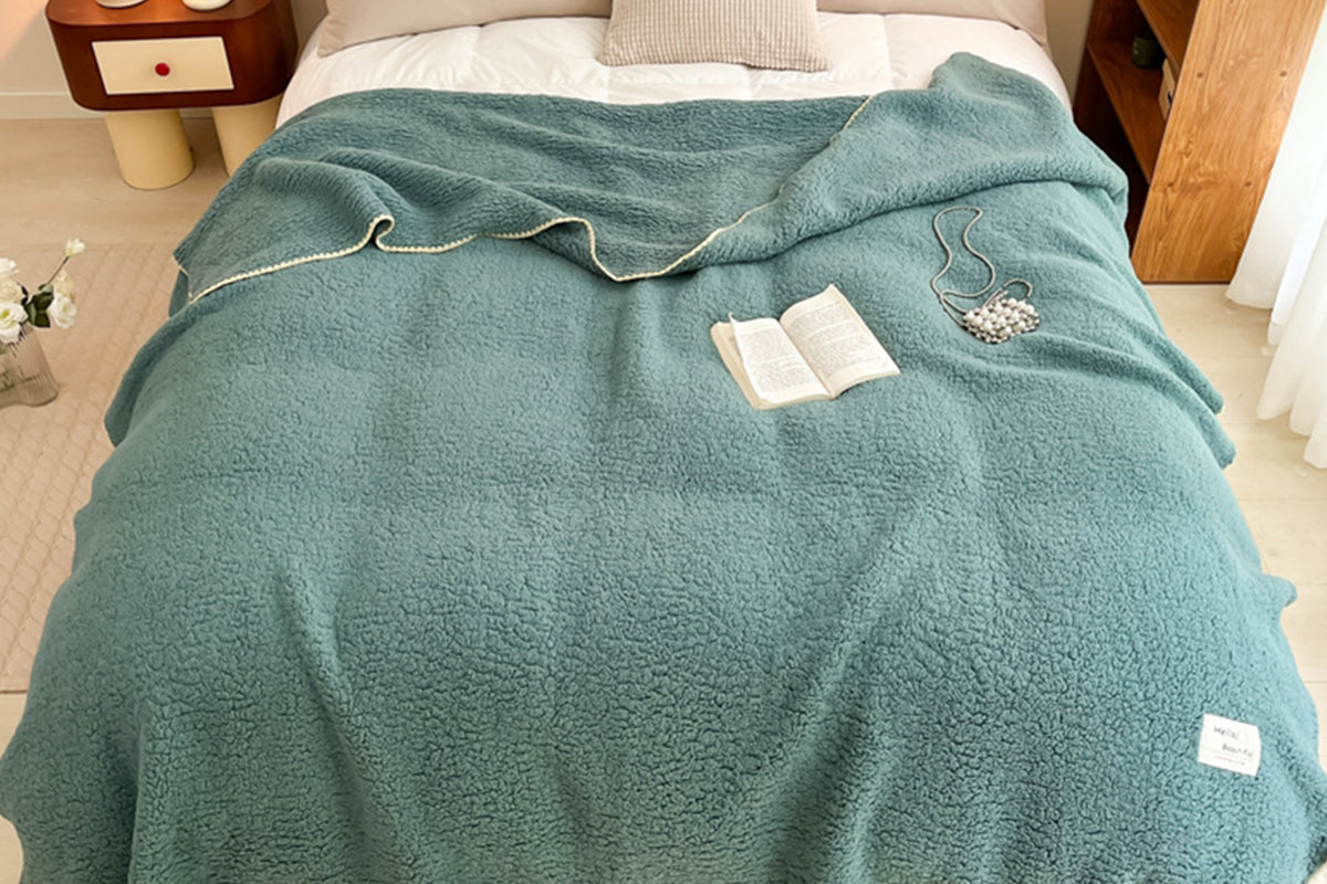 Sherpa Throw Blanket Winter Fuzzy Throws Fluffy Soft Cozy Fleece Plush Blanket-Green