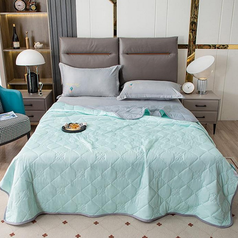 Double-Sided Cooling Blanket Summer Cool Touch Quilt Air Conditioner Blanket Green
