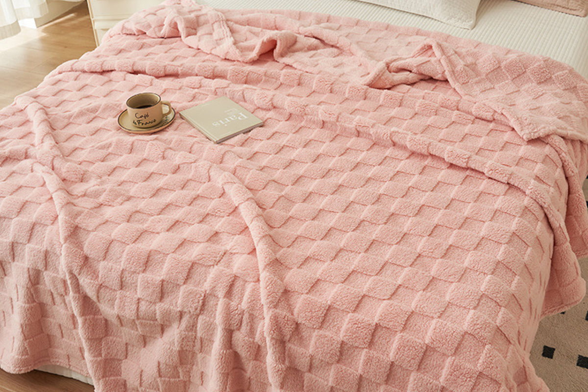 Soft Fleece Throw Blanket Checkered Jacquard Throw Blanket for Couch Bed-Pink