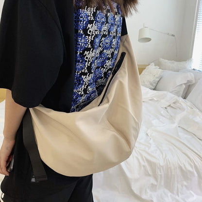 Trendy Dumpling Crossbody Bag Casual Sling Bag Half Moon Shoulder Messenger Bag Khaki
