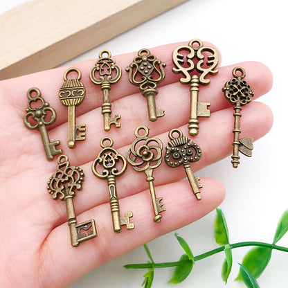 100 Pack Vintage Key Charms for DIY Jewelry Pendant