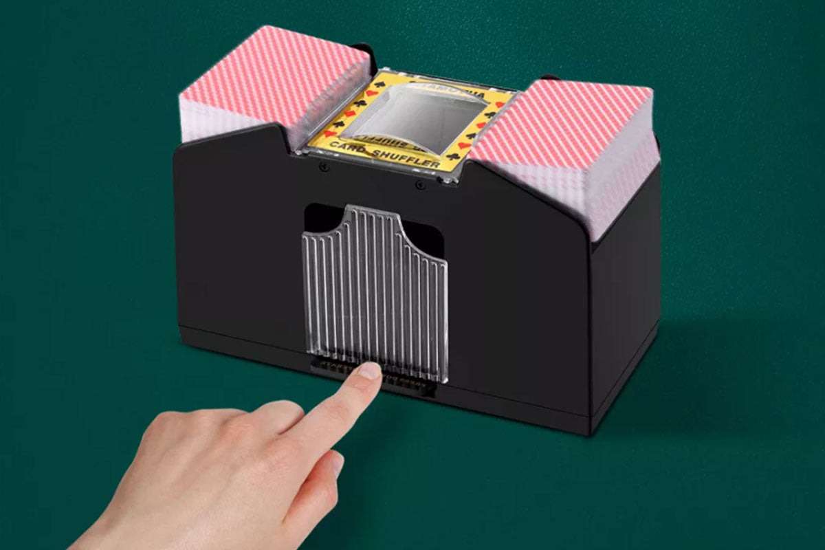 4 Deck Casino Automatic Card Shuffler USB Card Shuffling Machine For Poker Card Games
