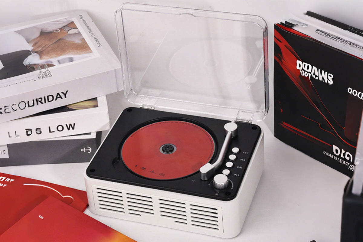 Retro CD Player Multifunctional Music Player with Bluetooth FM Radio for Home Use-White