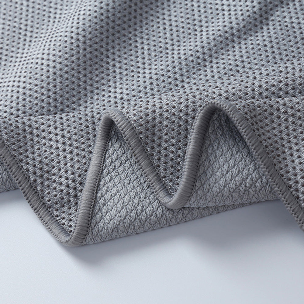 Hot Yoga Towel Microfiber Sweat Anti-Slip Yoga Mat Towels for Bikram Pilates-Grey
