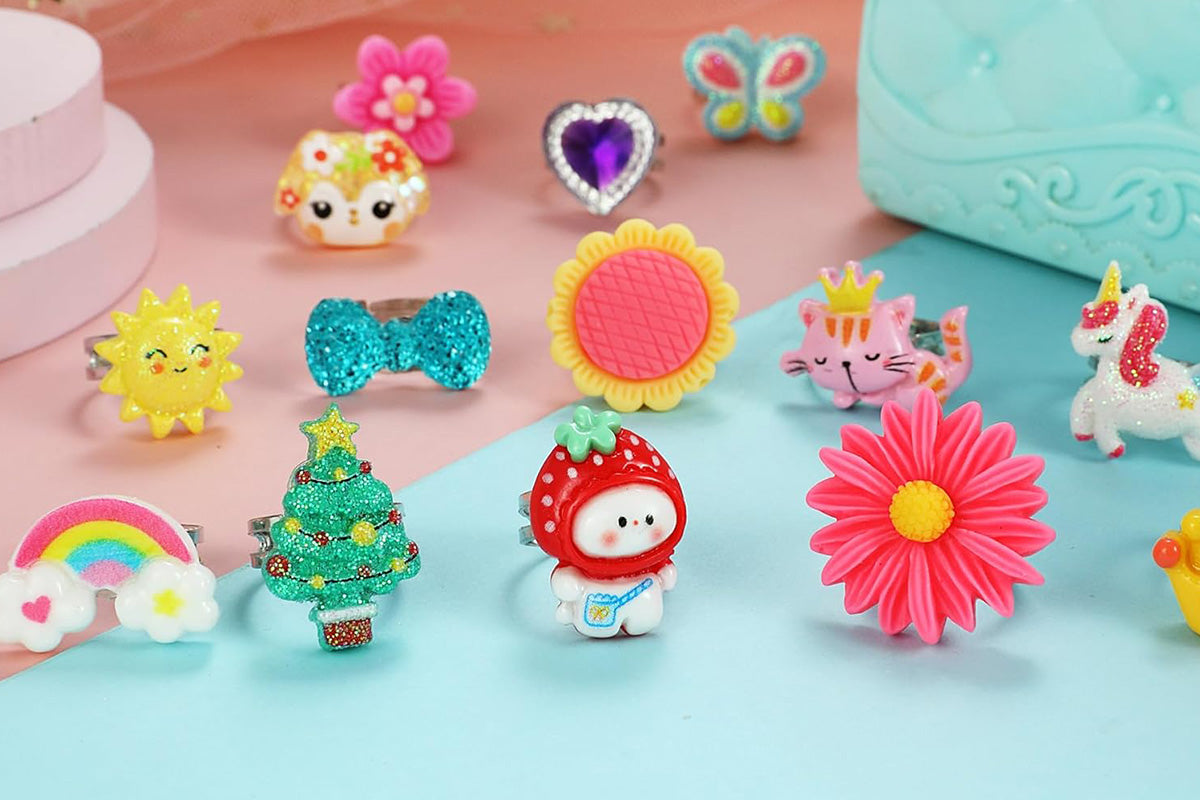 24PCS Adjustable Jewelry Rings Gift Set for Girls Pretend Play and Dress Up