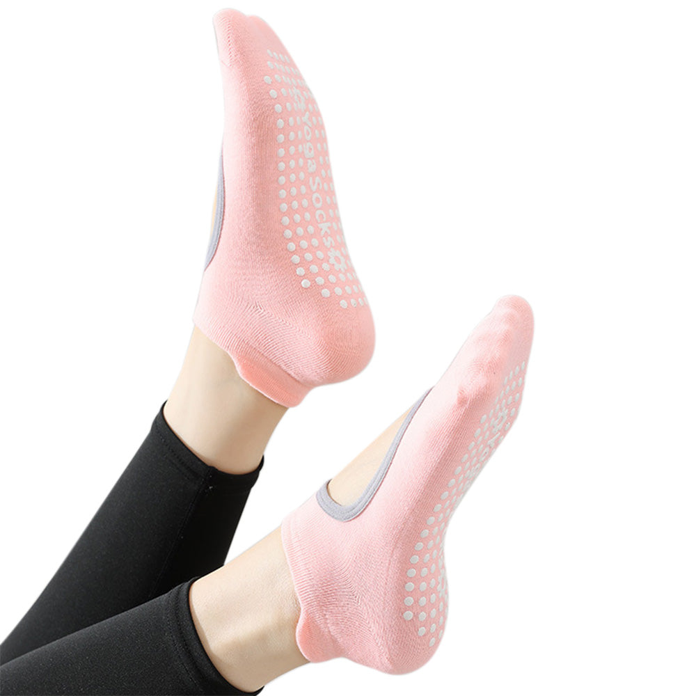 4 Pairs of Anti-Slip Yoga Socks Comfortable Pilates Socks with Grips for Workout Barre