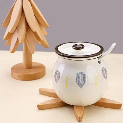 4Pcs Christmas Tree Coasters Wooden Tree Shape Trivets for Hot Dishes with Stand Light Brown