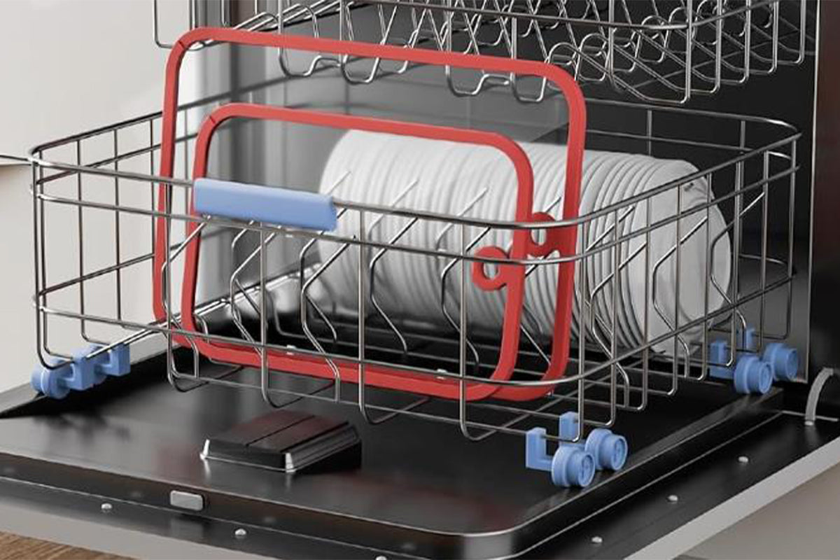 2Pcs Tempered Glass Cutting Board with Non-Slip Edges and Hanging Hole Dishwasher-security