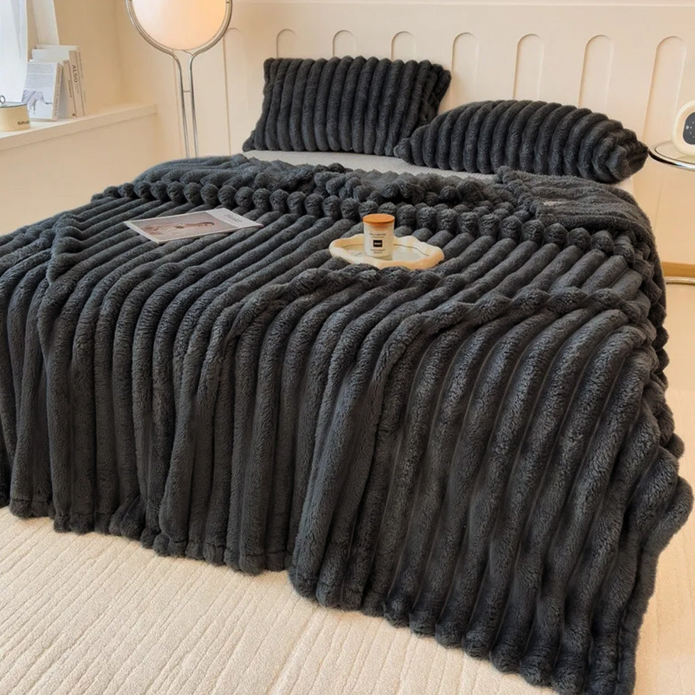 Cozy Plush Throw Blanket Fuzzy Bubble Blanket for Sofa Bedroom Living Room Dark Gray