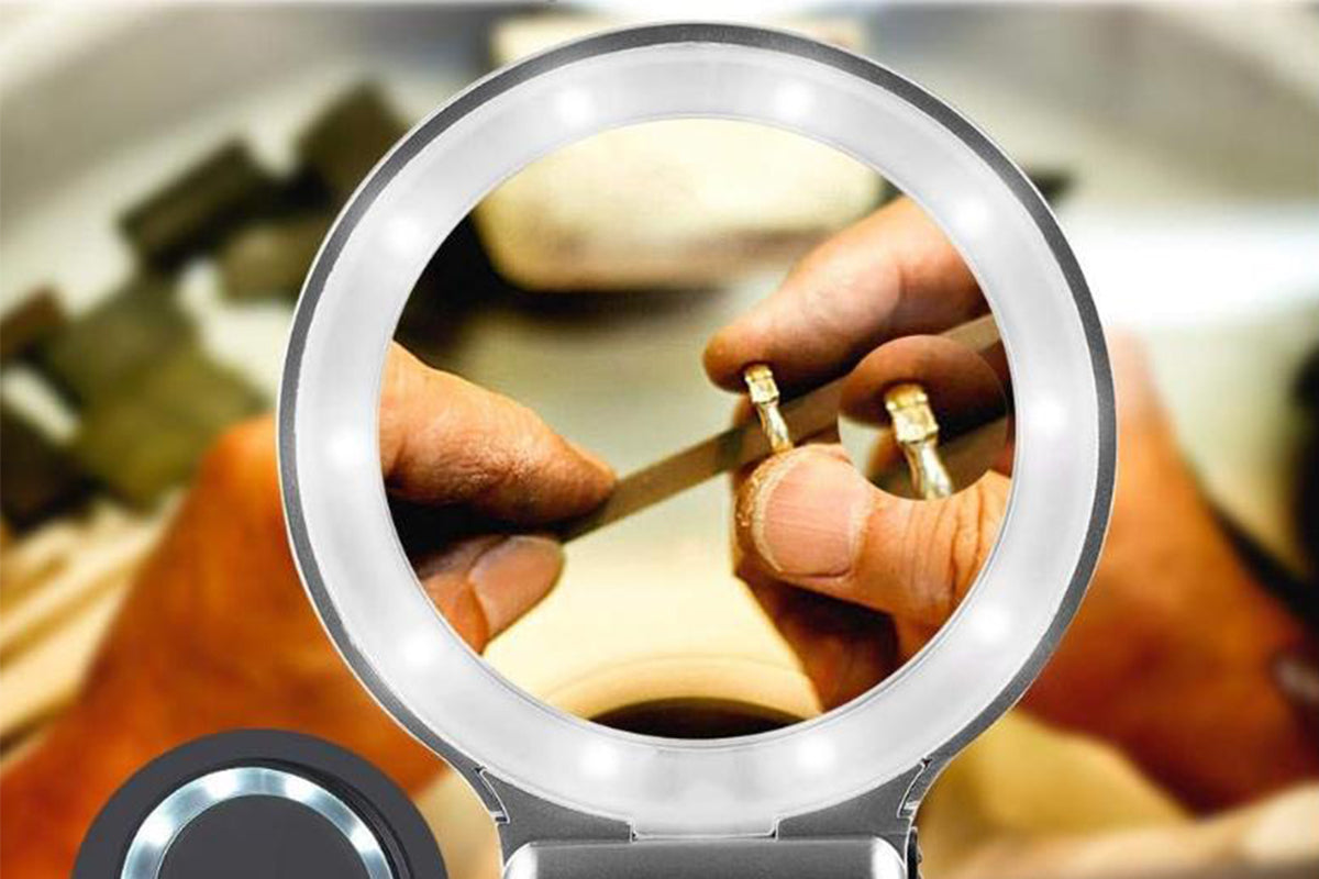 LED Lighted Magnifying Glass with Stand 3X 4.5X Helping Hand Tool for Reading Close