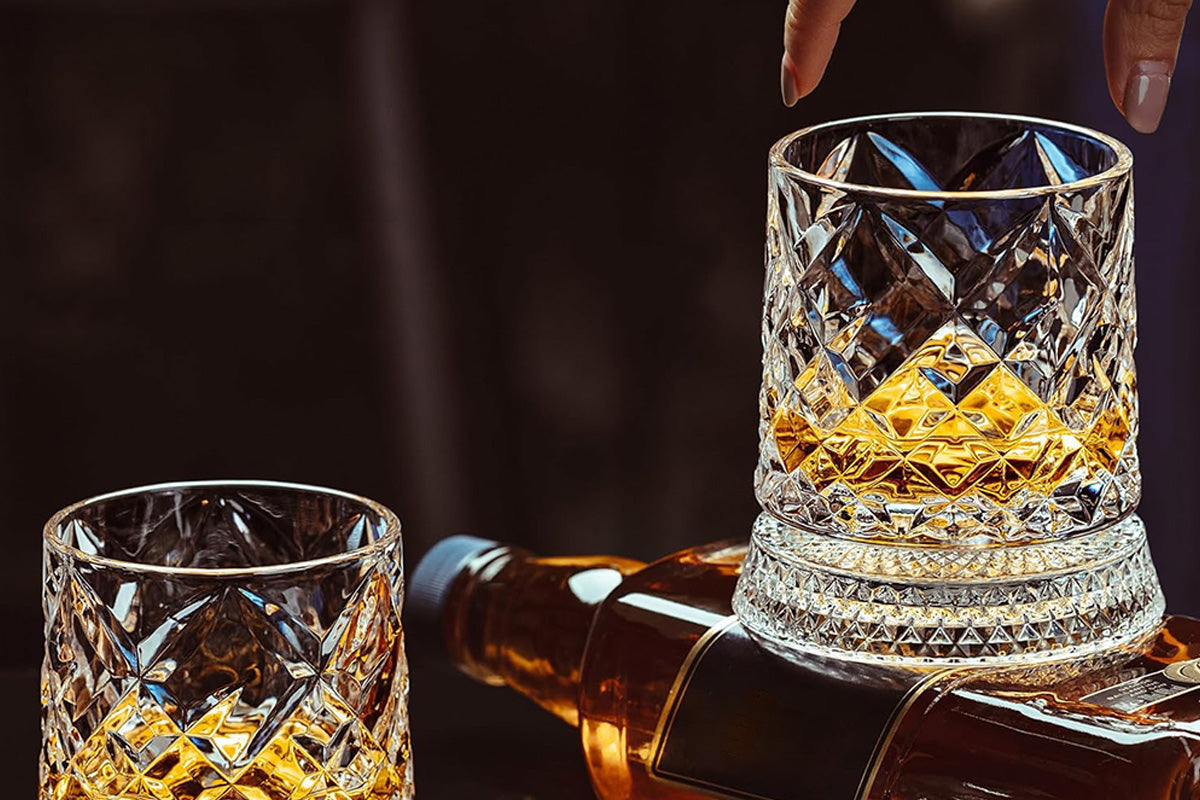 270ML Rotating Transparent Whiskey Glass - Gemstone Style