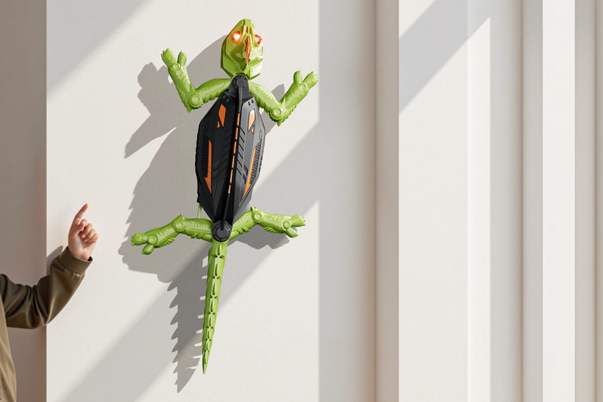 Wall Climbing RC Chameleon Toy Wall Crawler Lizard
