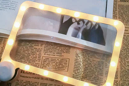 Large Magnifying Glass with Light