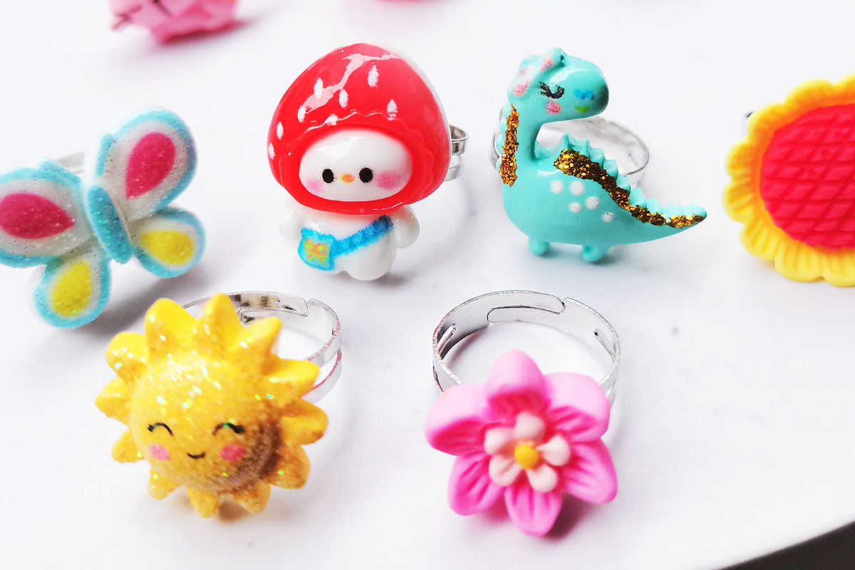 24PCS Adjustable Jewelry Rings Gift Set for Girls Pretend Play and Dress Up