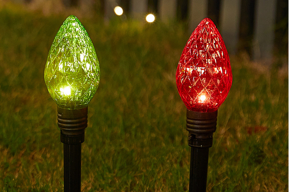 2Pcs LED Strawberry Pathway Lights Solar Powered Outdoor Decoration for Yard