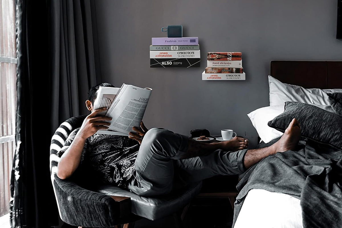 Wall Mounted Invisible Floating Bookshelf Book Display White