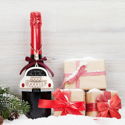 2024  Christmas Ornament Wooden Marriage Ornament for Couples Newlywed Style