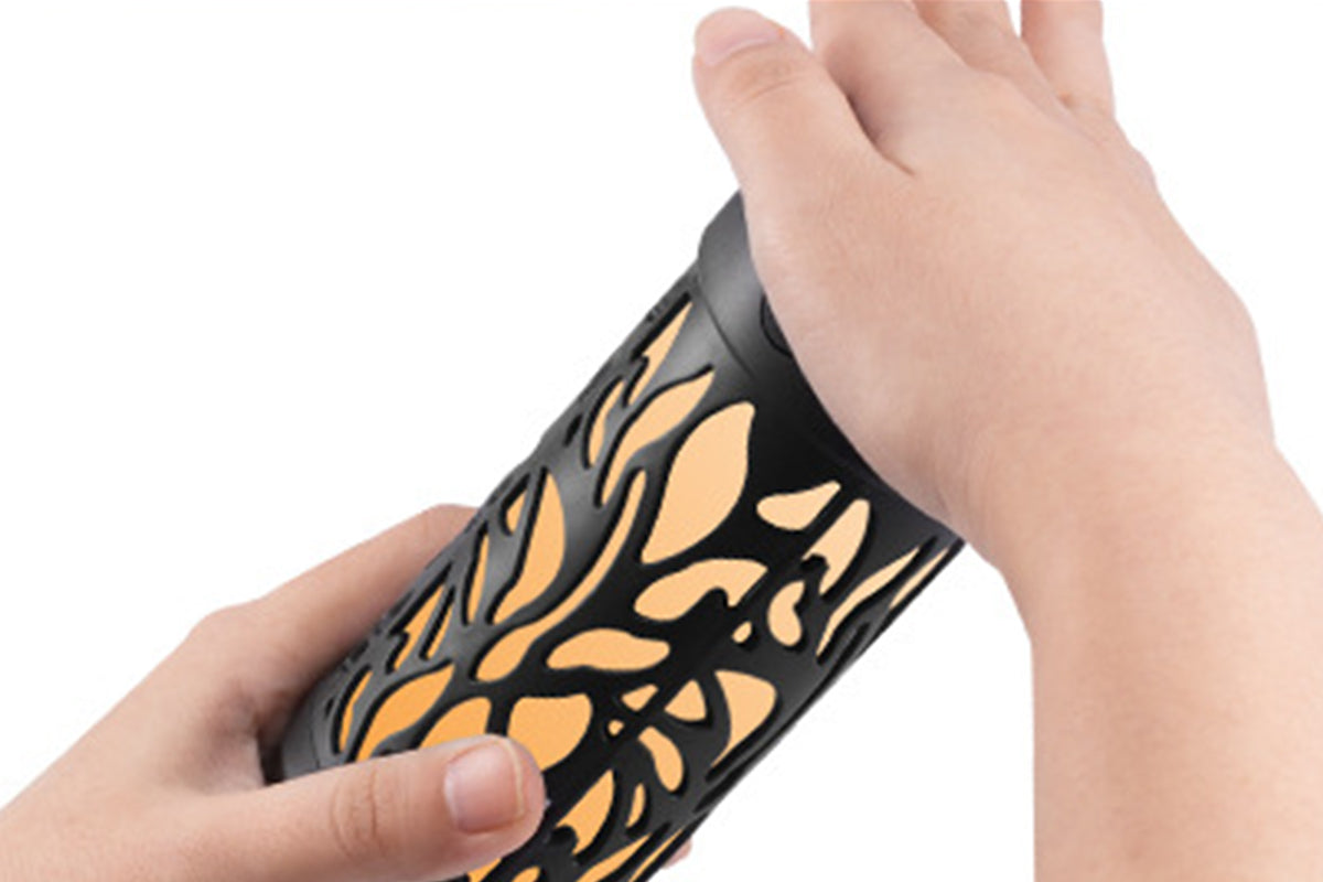 2Pcs Solar LED Tiki Torch With Flickering Flame Solar Outdoor Light