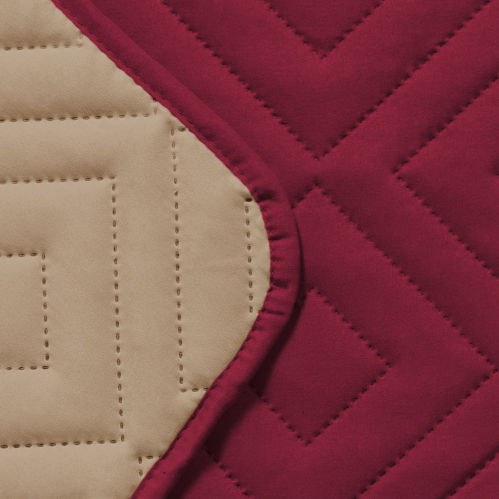 Recliner Chair Cover Water-resistant Reversible Quilted Recliner Chair Cover Sofa Slipcover with Non Slip Strap Couch Protector - Wine Red