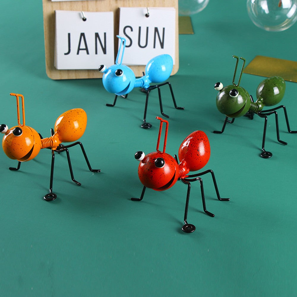 4Pcs Metal Ants Garden Decor Insect Ornaments Garden Yard Art Wall Sculptures