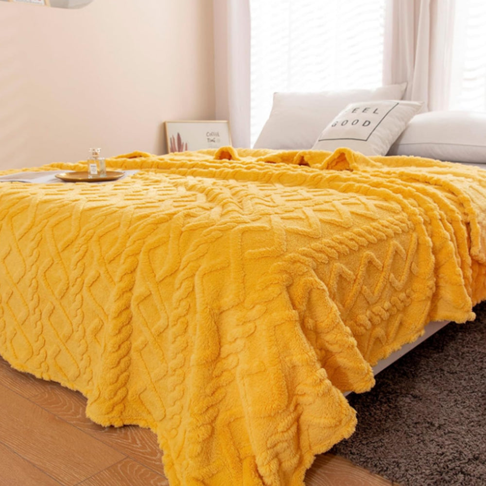 Flannel Throw Blanket Soft Fuzzy Cozy Warm Blanket Air-conditional Blanket Yellow