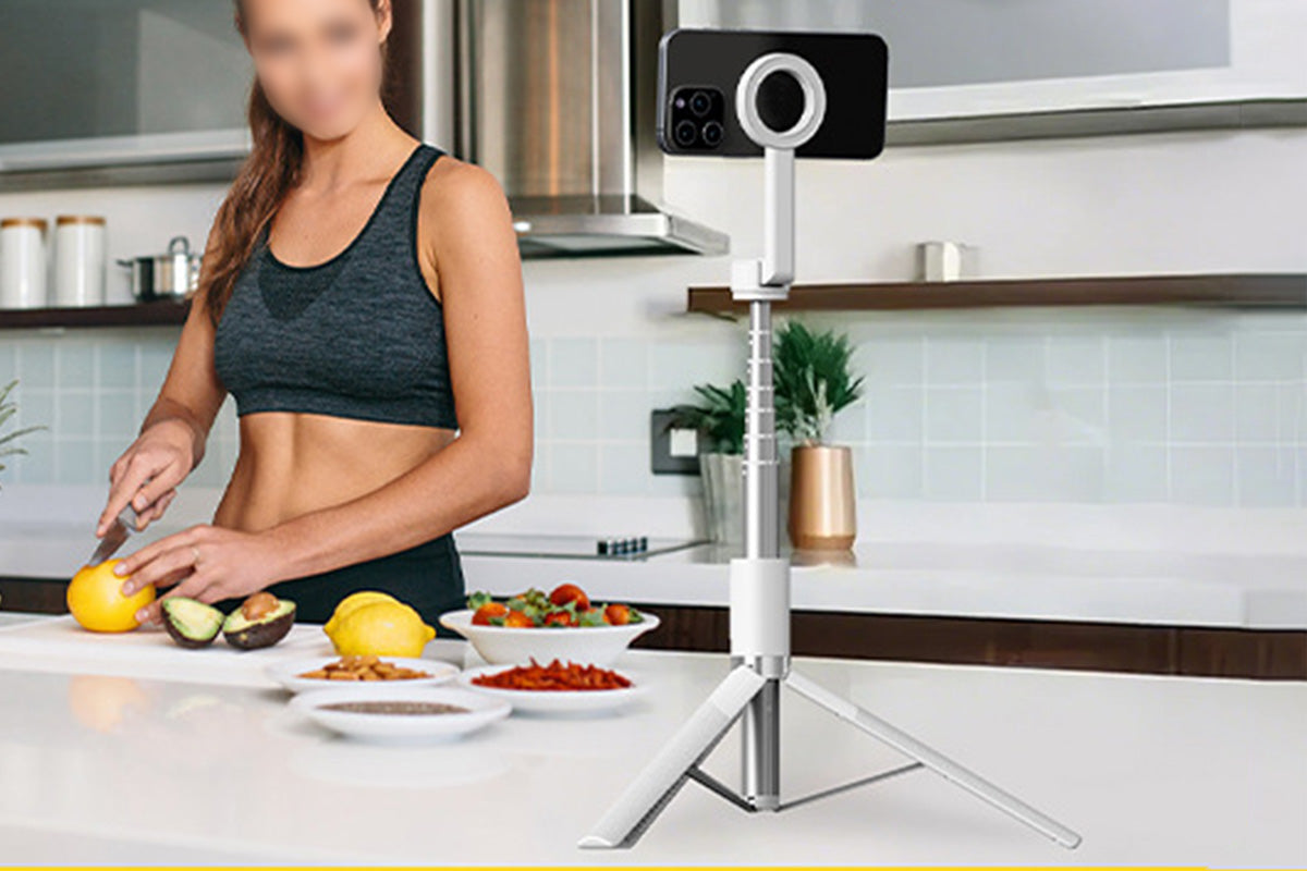 Selfie Stick Tripod 360-degree Rotatable Tripod for iPhone Android -White