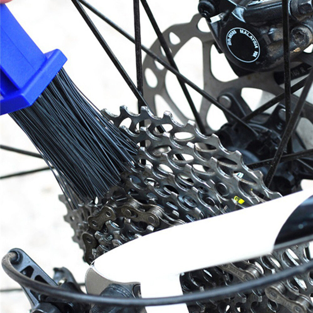 Bicycle Chain Cleaning Kit with 360 Degree Rotating Brush Gear Scrubber Tool