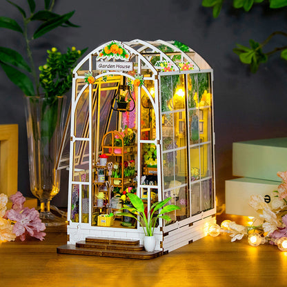 3D DIY Book Nook Puzzle Kit Garden House Miniature Dollhouse Shelf Insert