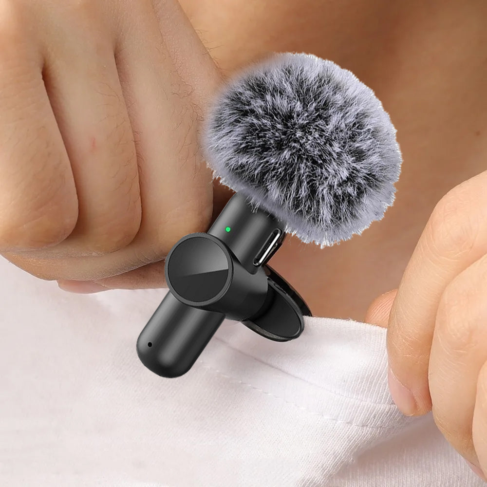 2-in-1 Wireless Lavalier Microphone for iPhone iPad Plug-Play Lapel Microphone for Recording Vlog Livestream