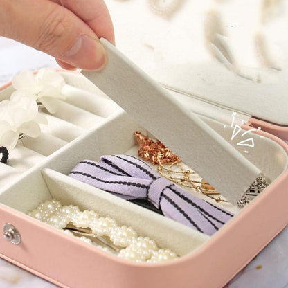 Portable Trave Jewelry Case Jewelry Storage Box for Earrings Rings Necklaces Bracelets Watches Pink