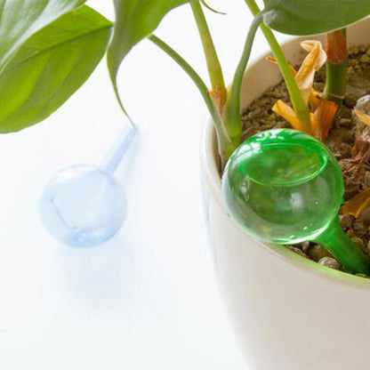 Water-Releasing Globe Stakes Automatic Water Bulbs