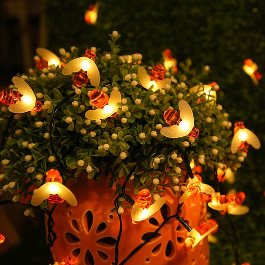 30 LED Honey Bee Outdoor Solar String Lights