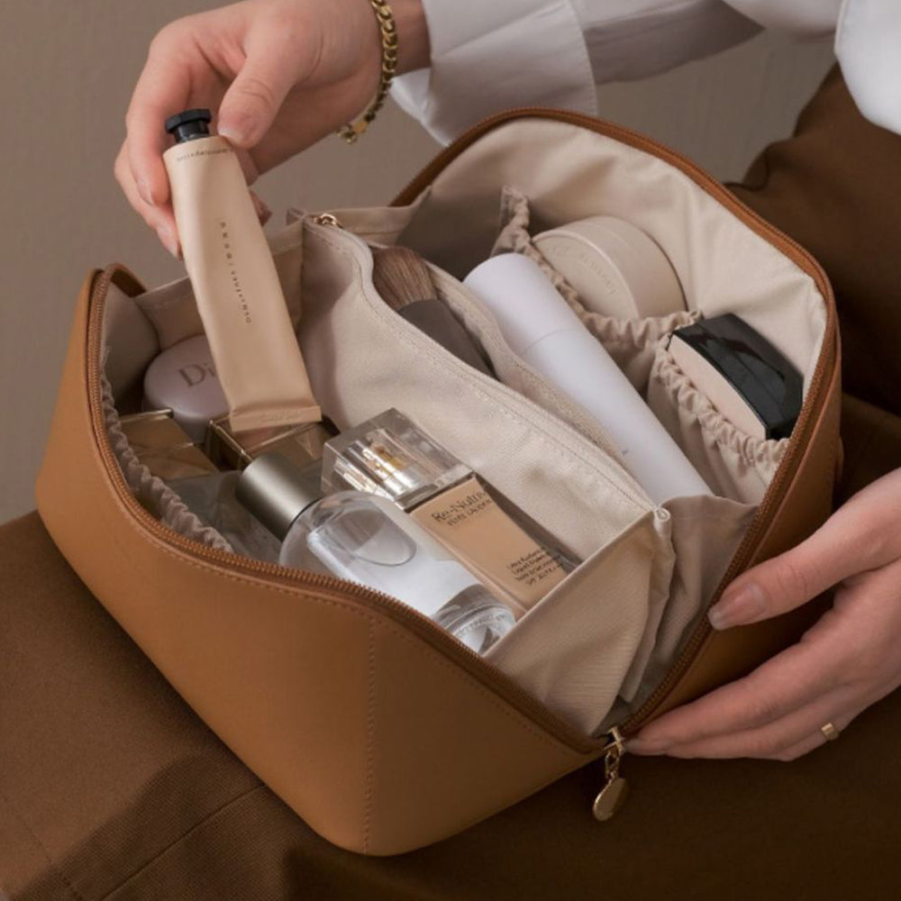 Travel Cosmetic Bag Portable Makeup Organizer Toiletry Bag For Women -Coffee