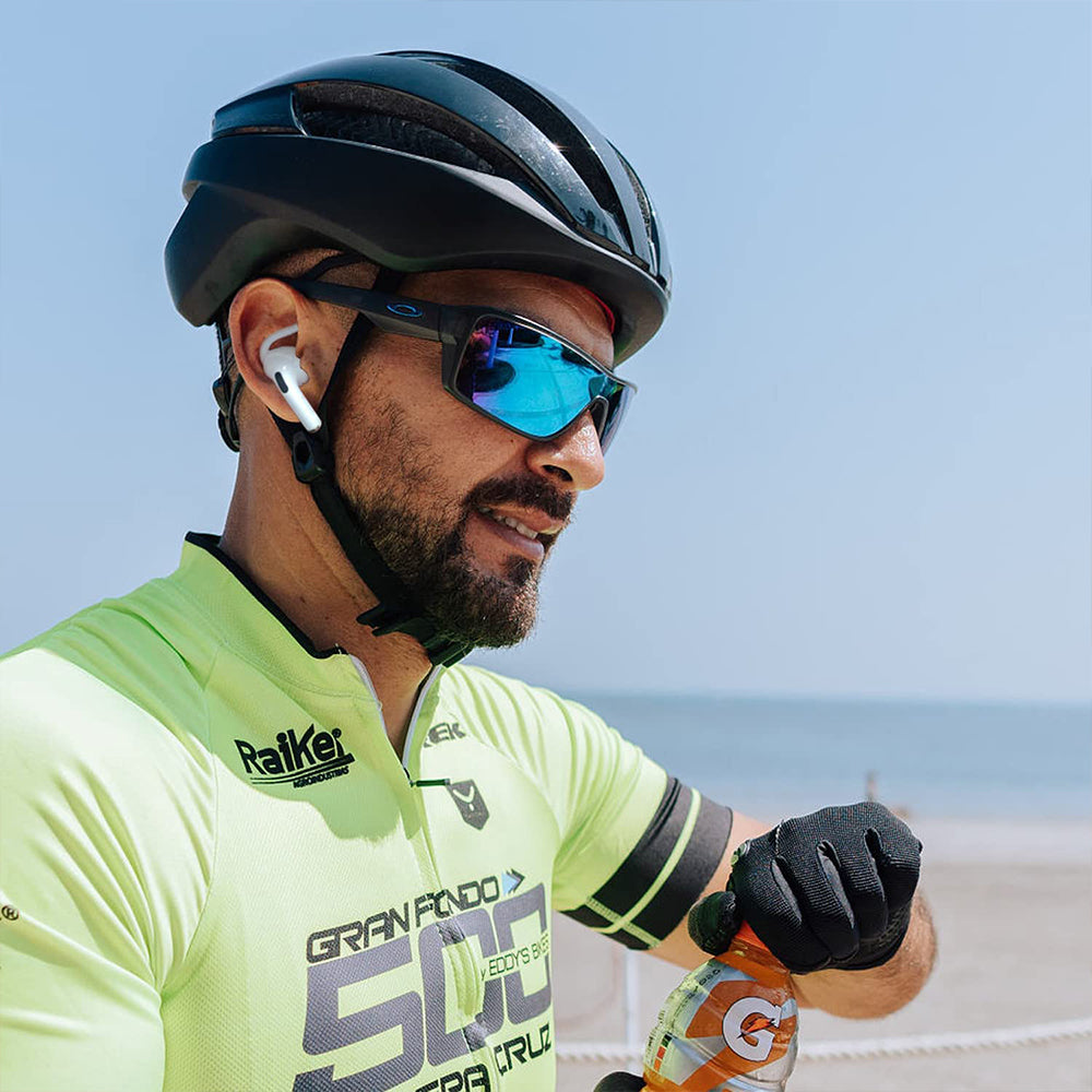 Ear Hooks Covers 3 Pairs AirPods Pro Ear Hooks Secure Anti Slip Covers Silicone Earphone Cover -White