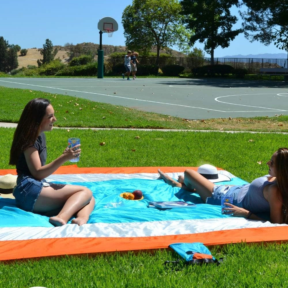 Portable Beach Mat Water-resistant Beach Blanket Picnic Mat Style 1